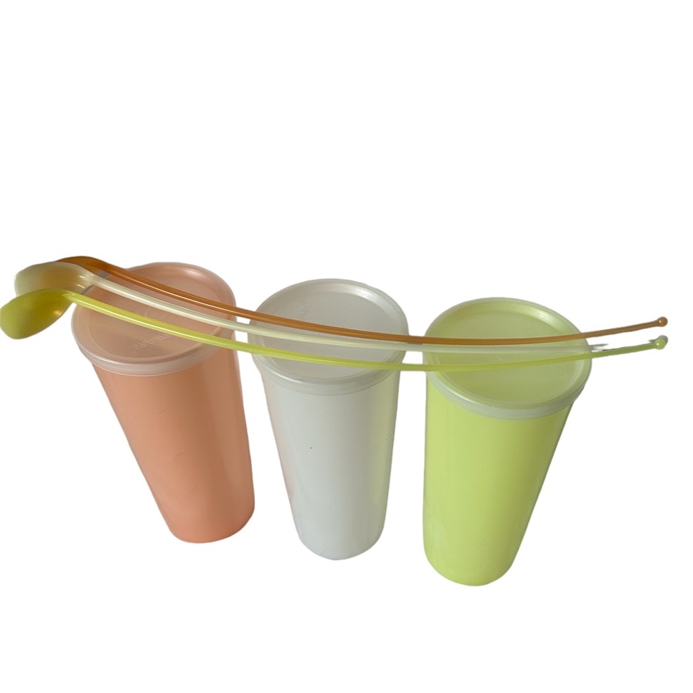 Tupperware Tumblers with Lids and Matching Spoons